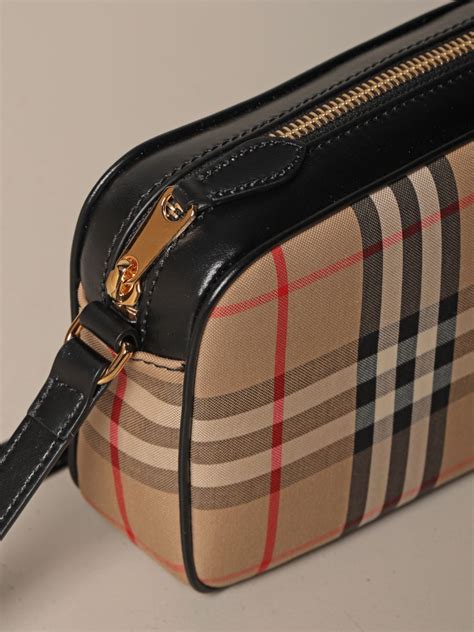 burberry borsa tela|burberry borse a tracolla.